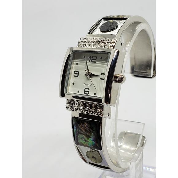 Women\'s Bangle dress watch GEN562KKL Square face/silver accents Working watch main image 8
